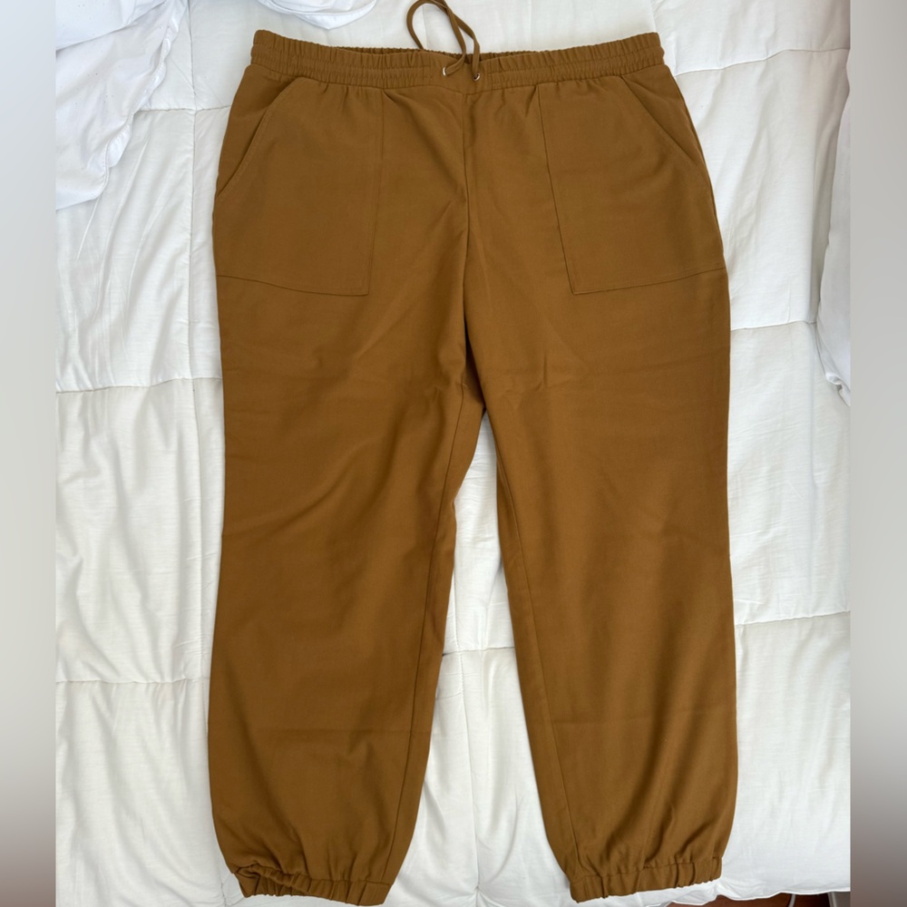 Nine west tan joggers XXL